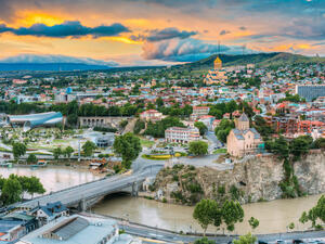 Exploring-Tour nach Tbilisi | Golf, Kultur &amp; georgische Gastfreundschaft